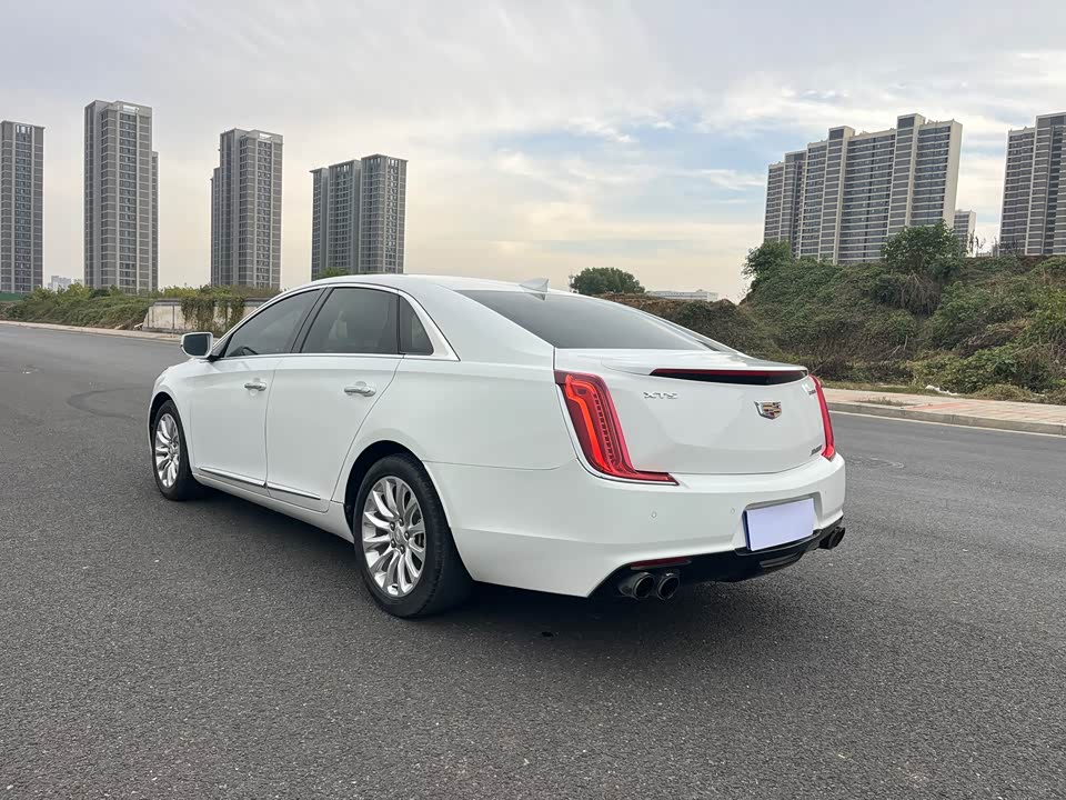 Cadillac XTS