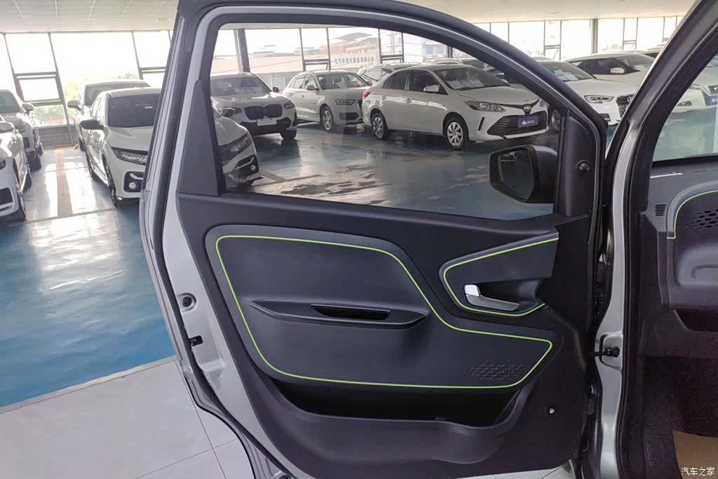 Wuling E100, 2019 7