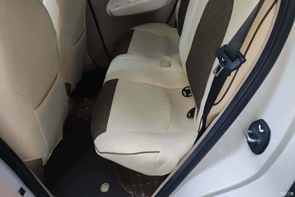 Wuling MINIEV, 2025 11
