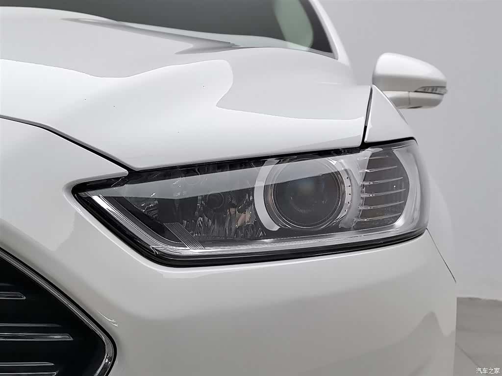 Ford Mondeo, 2016 7
