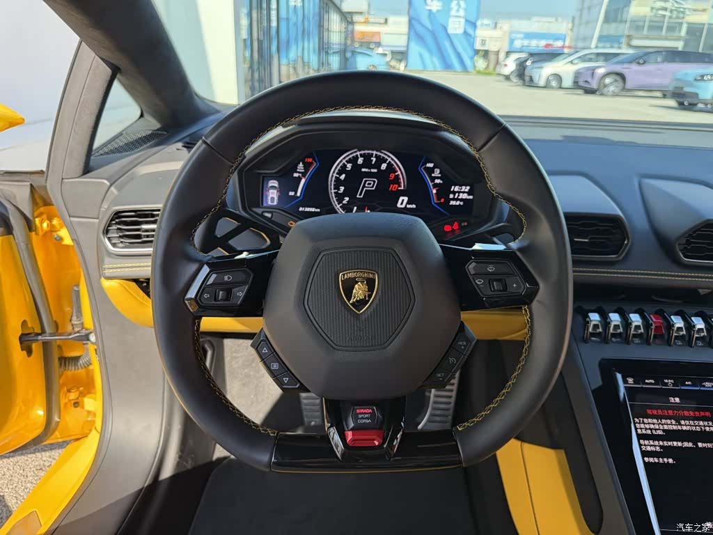 Lamborghini Huracán, 2023 16
