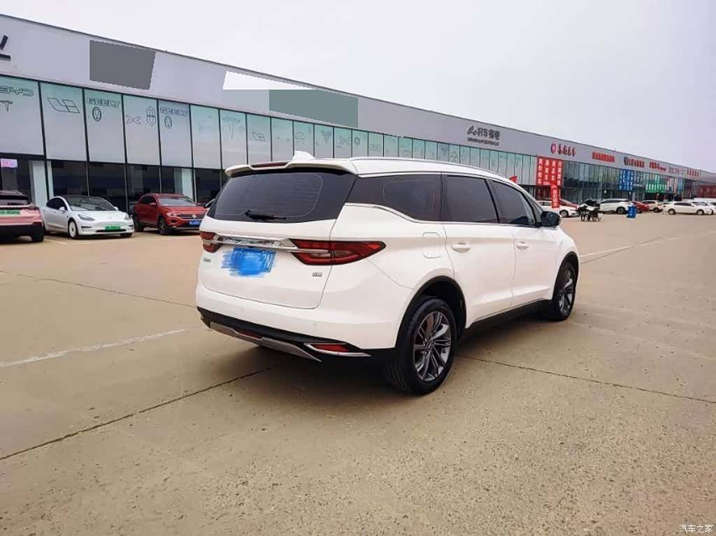 Geely Jiaji, 2022 4