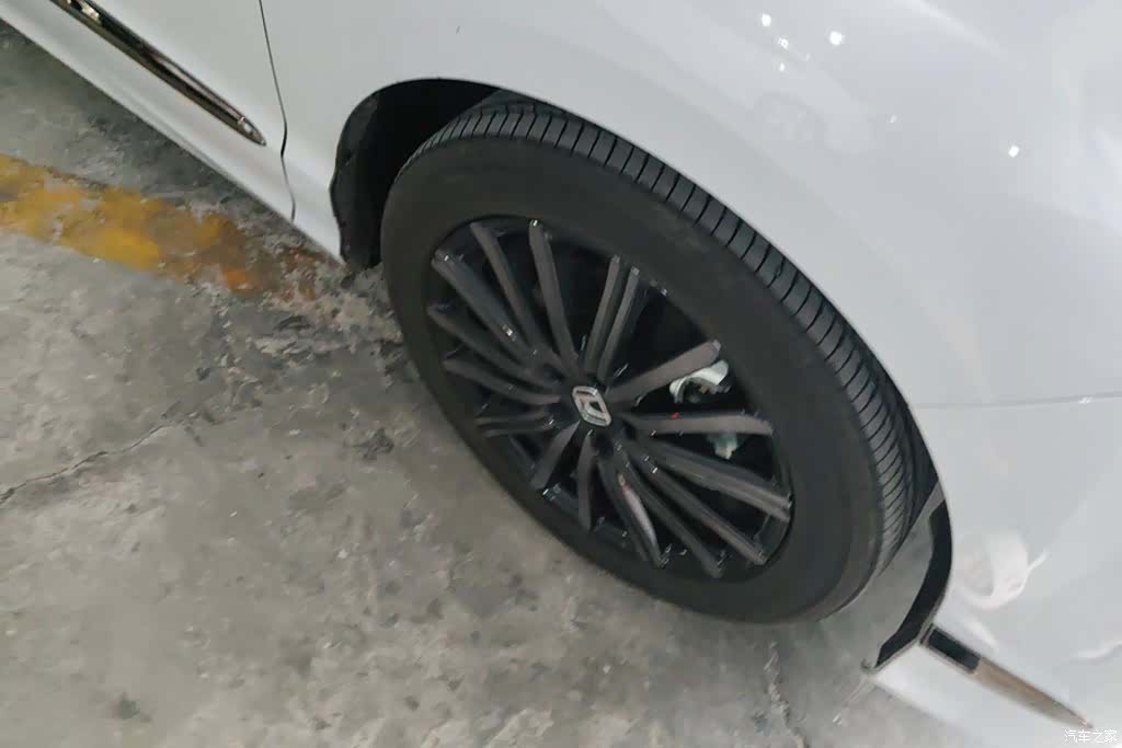 Honda Elysion, 2025 6