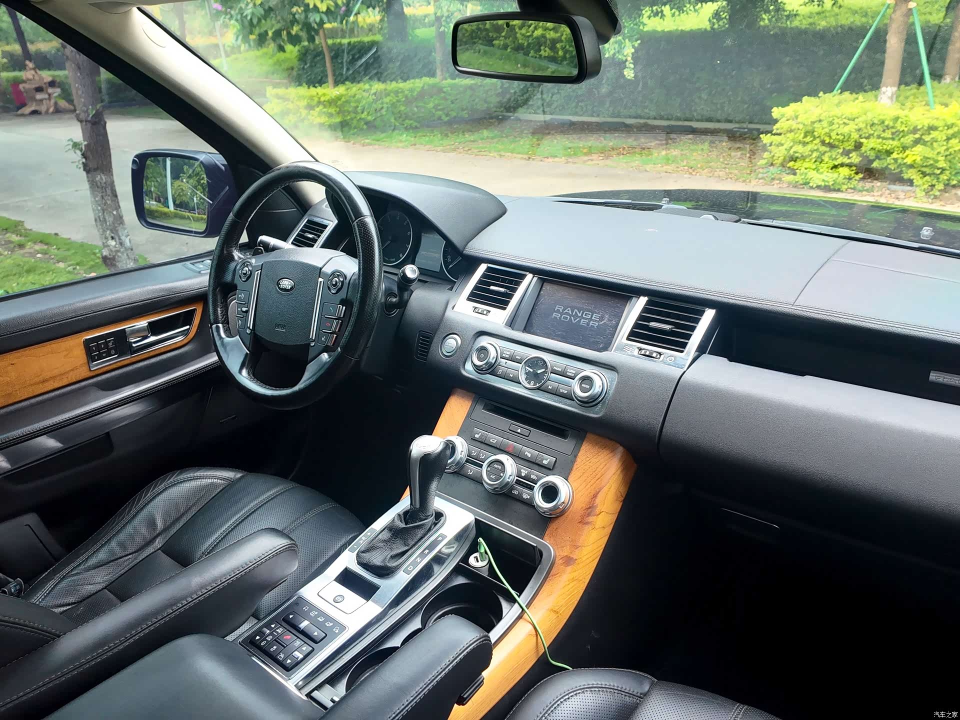 Land Rover Range Rover, 2011 48