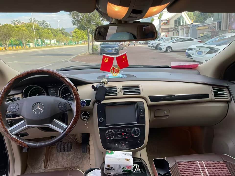 Mercedes-Benz R-class