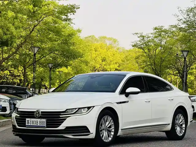 Volkswagen CC 2019 — купить из Китая под заказ