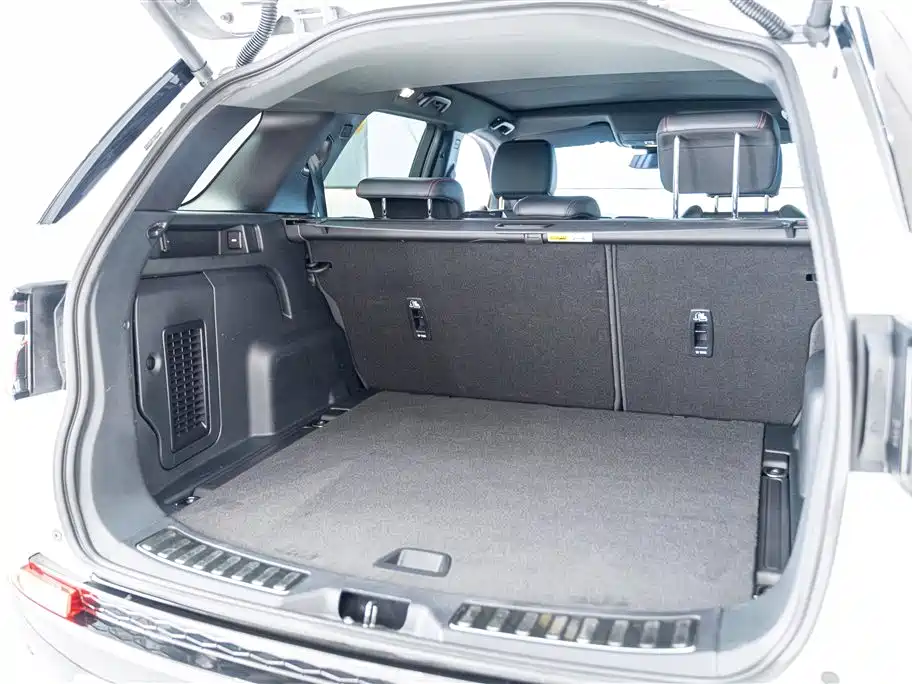 Land Rover Discover sports