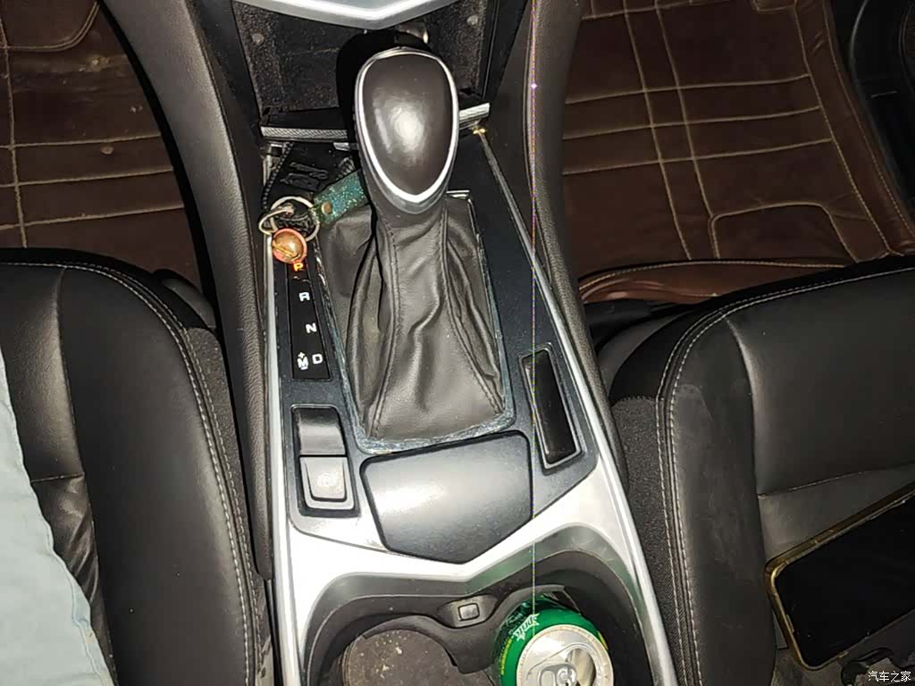 Cadillac SRX, 2016 10