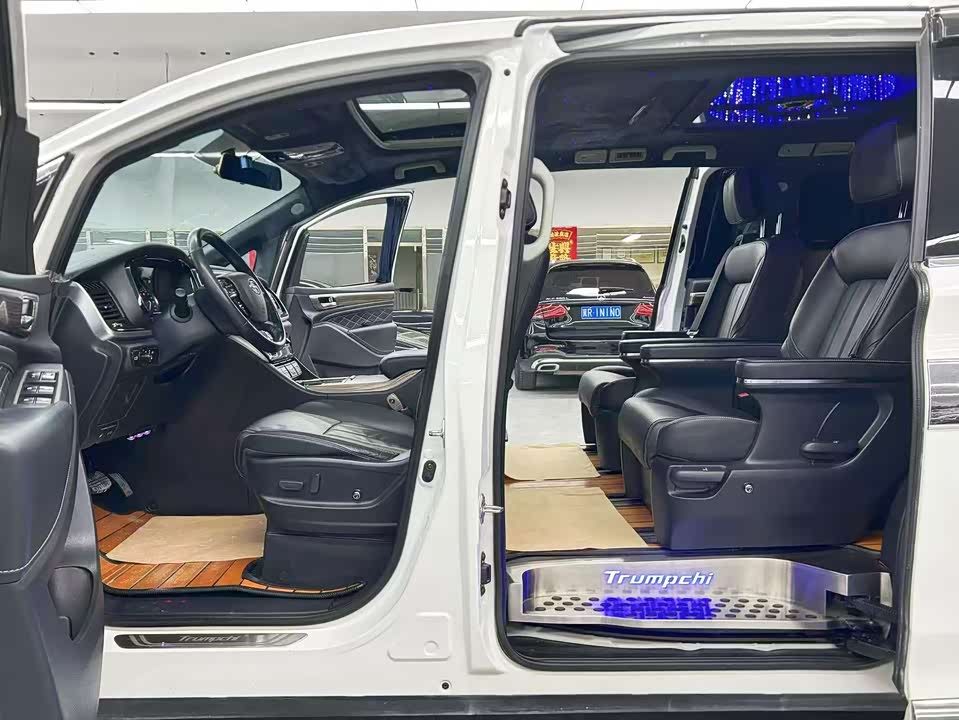 Trumpchi Trumpchi M8