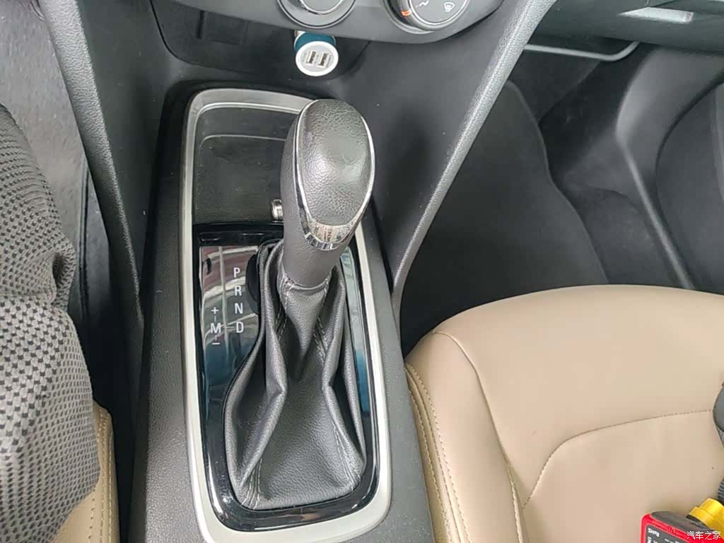 Chevrolet 320, 2019 14