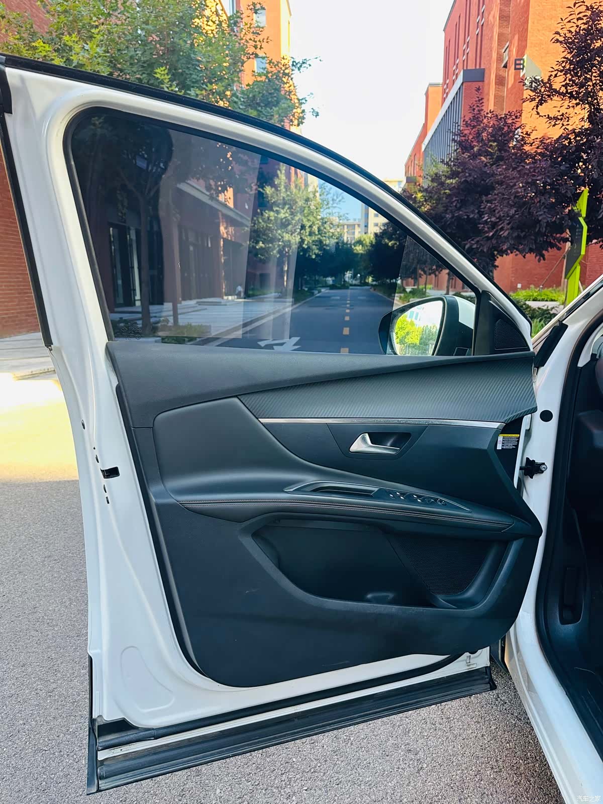 Peugeot 5008, 2017 9