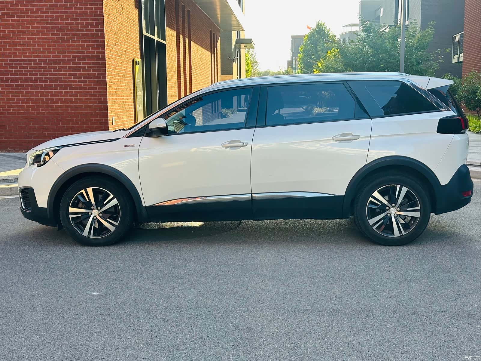 Peugeot 5008, 2017 8