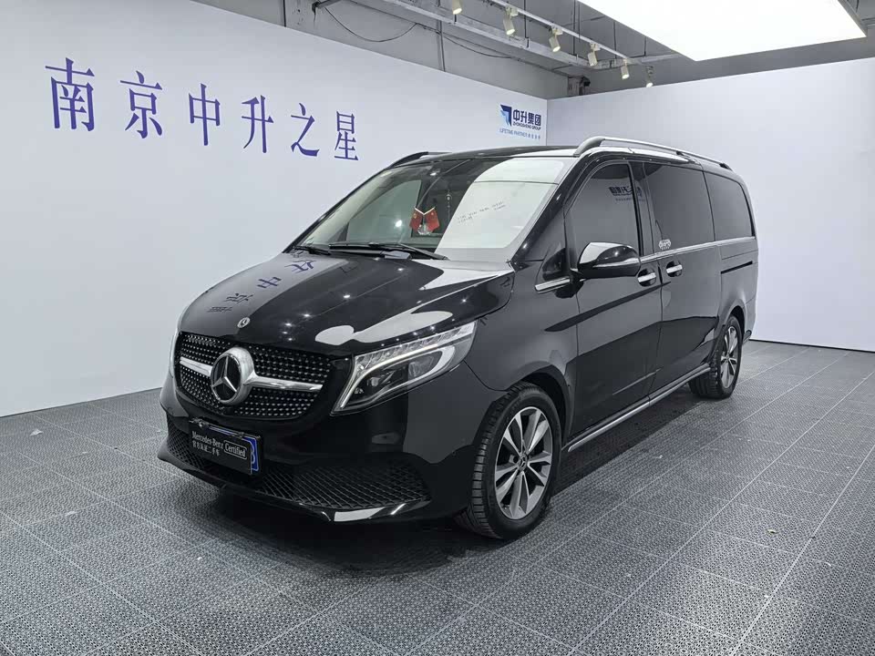 Mercedes-Benz V-class