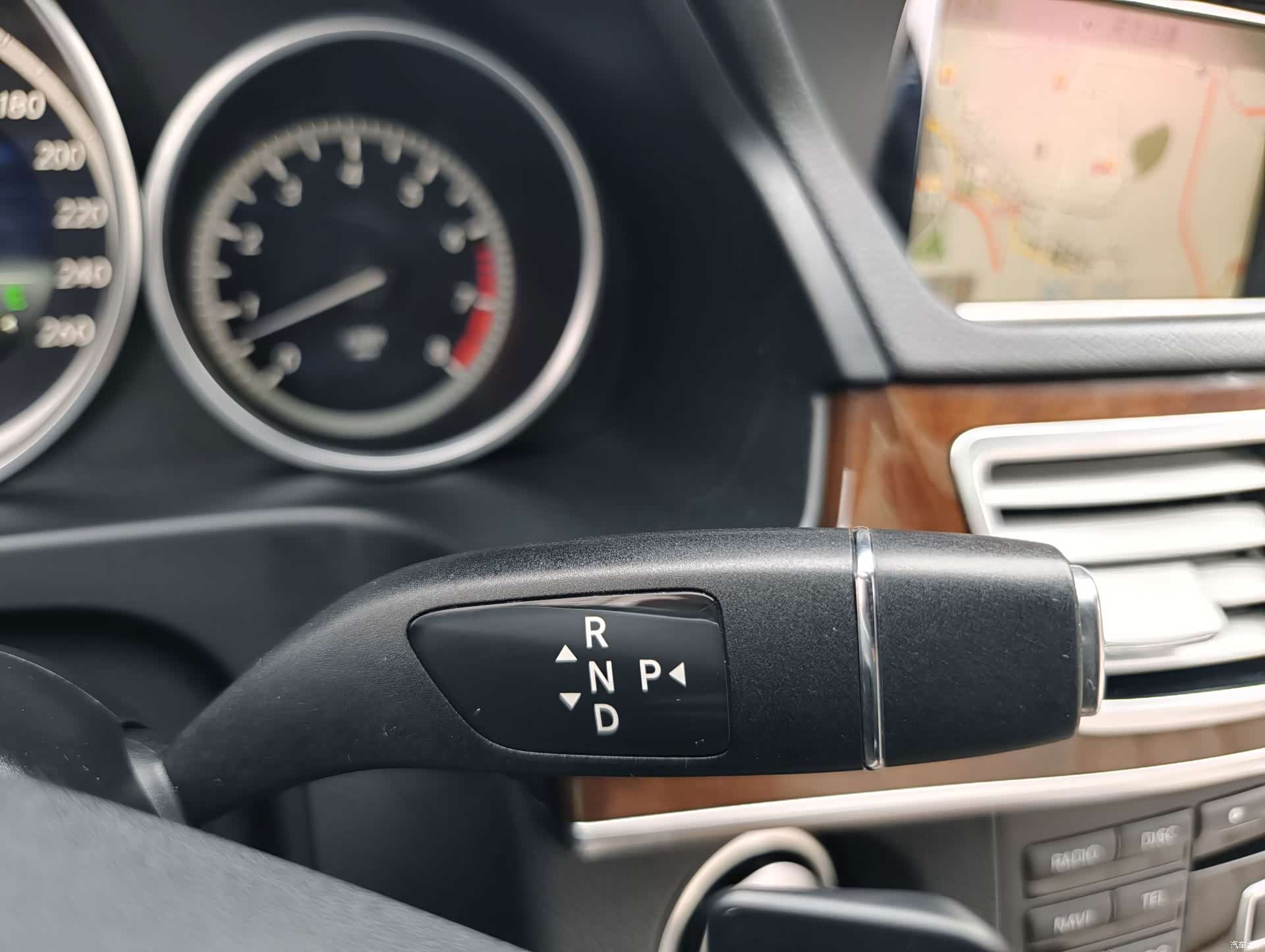 Mercedes-Benz E-Class, 2014 19