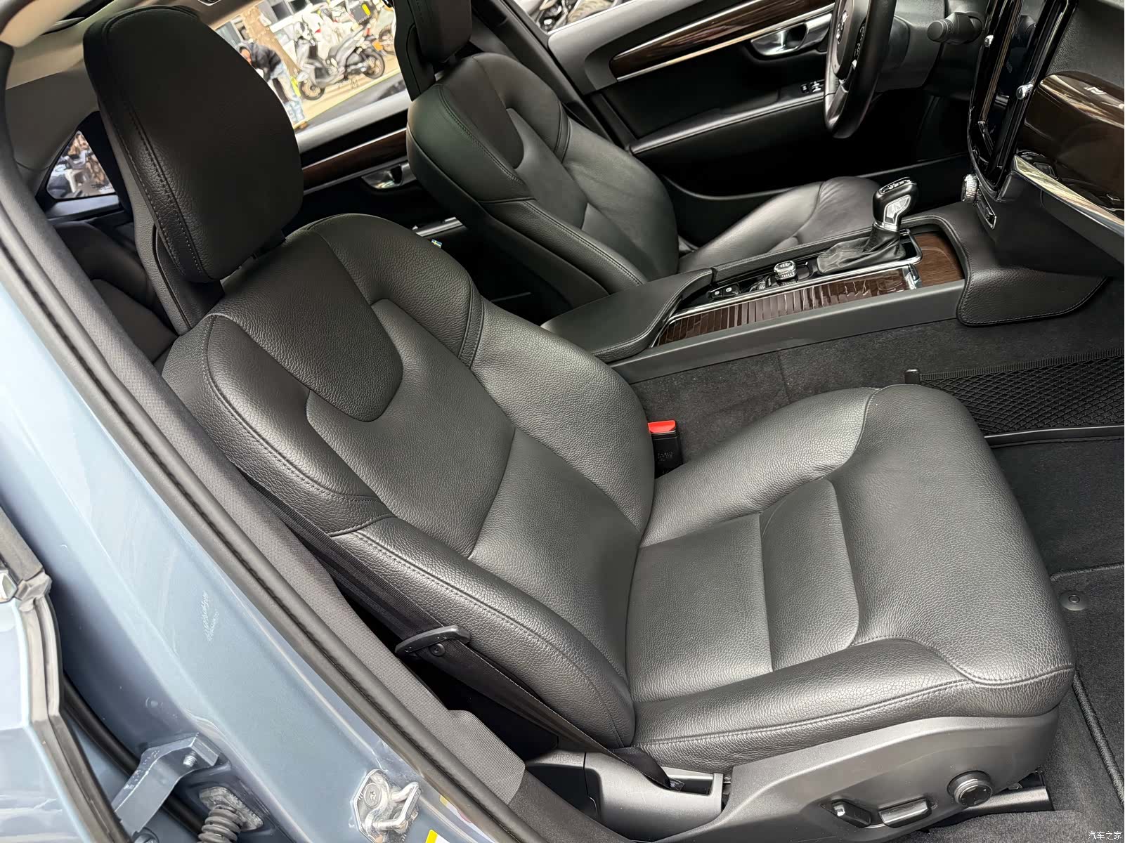 Volvo S90, 2018 24