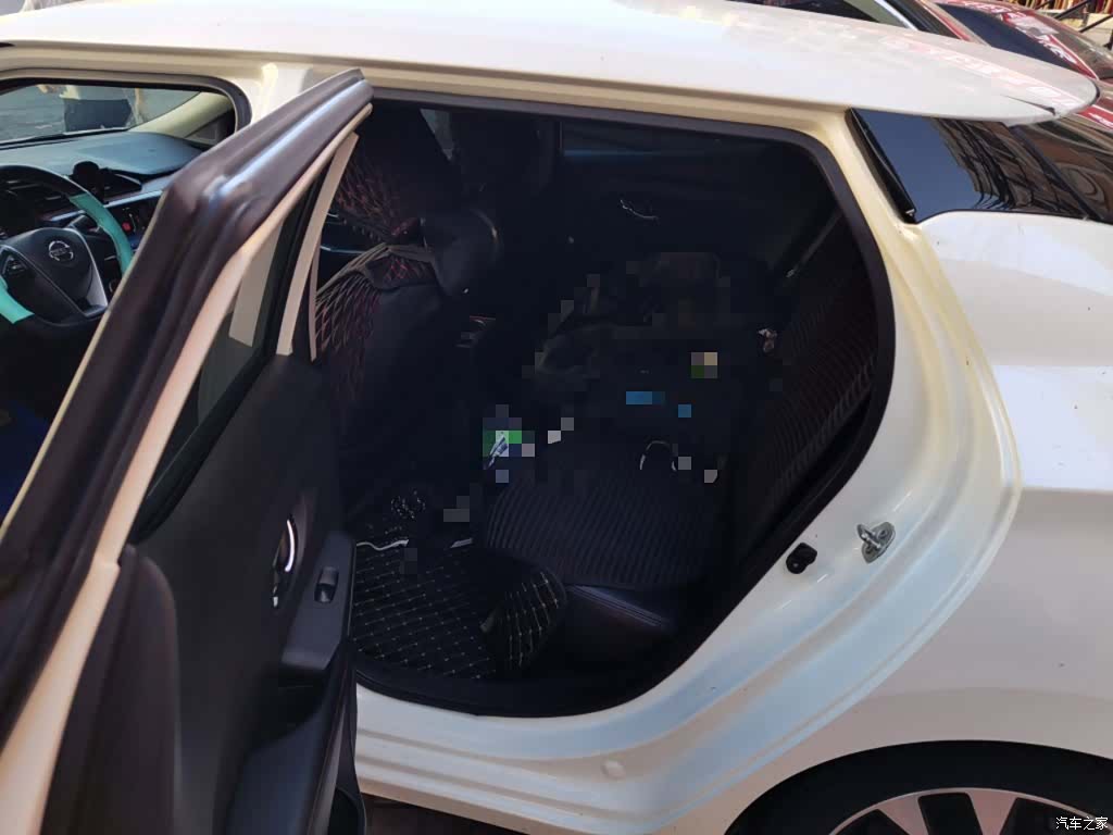 Nissan V, 2019 18