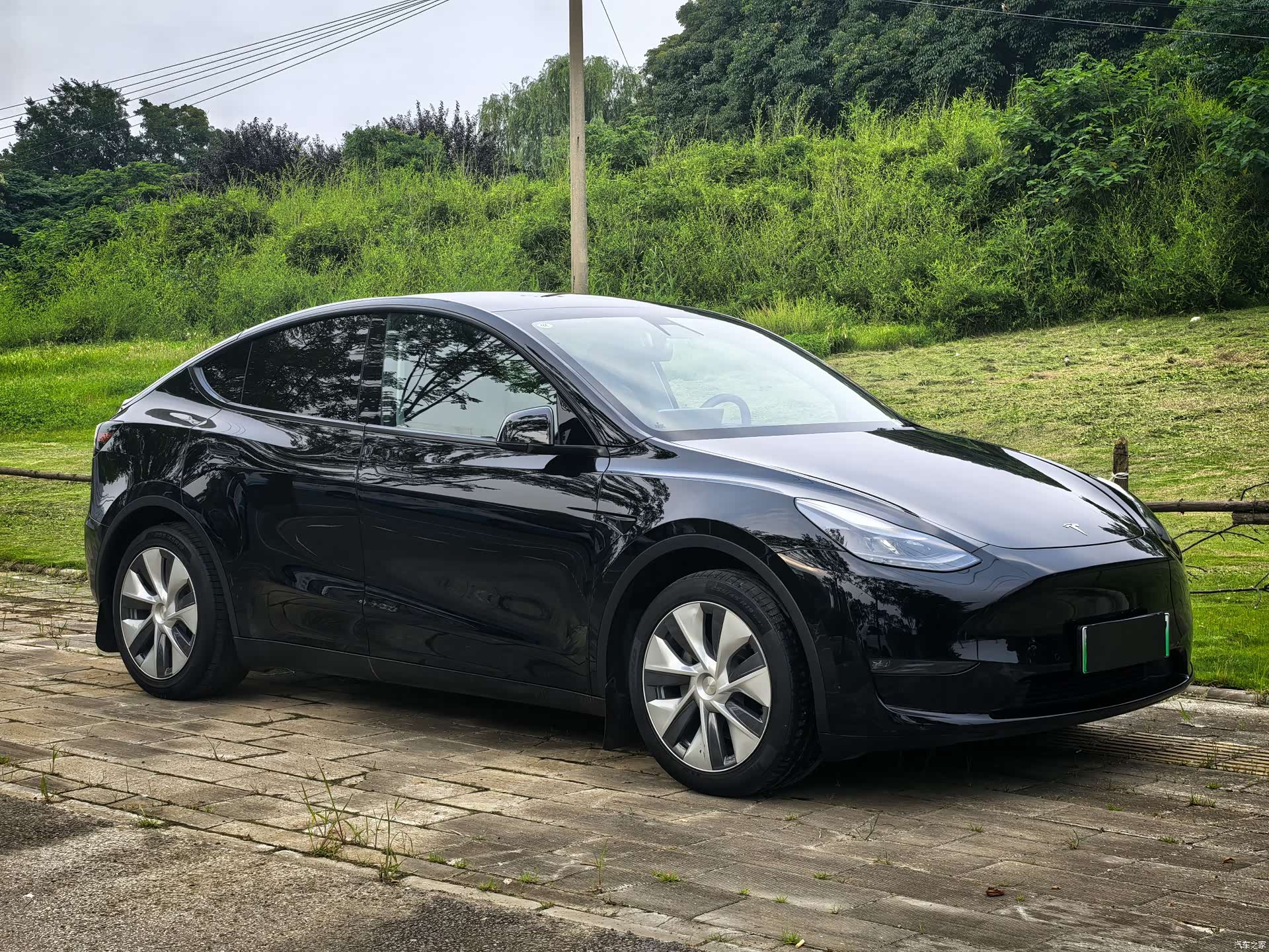 Tesla Model Y, 2021 15