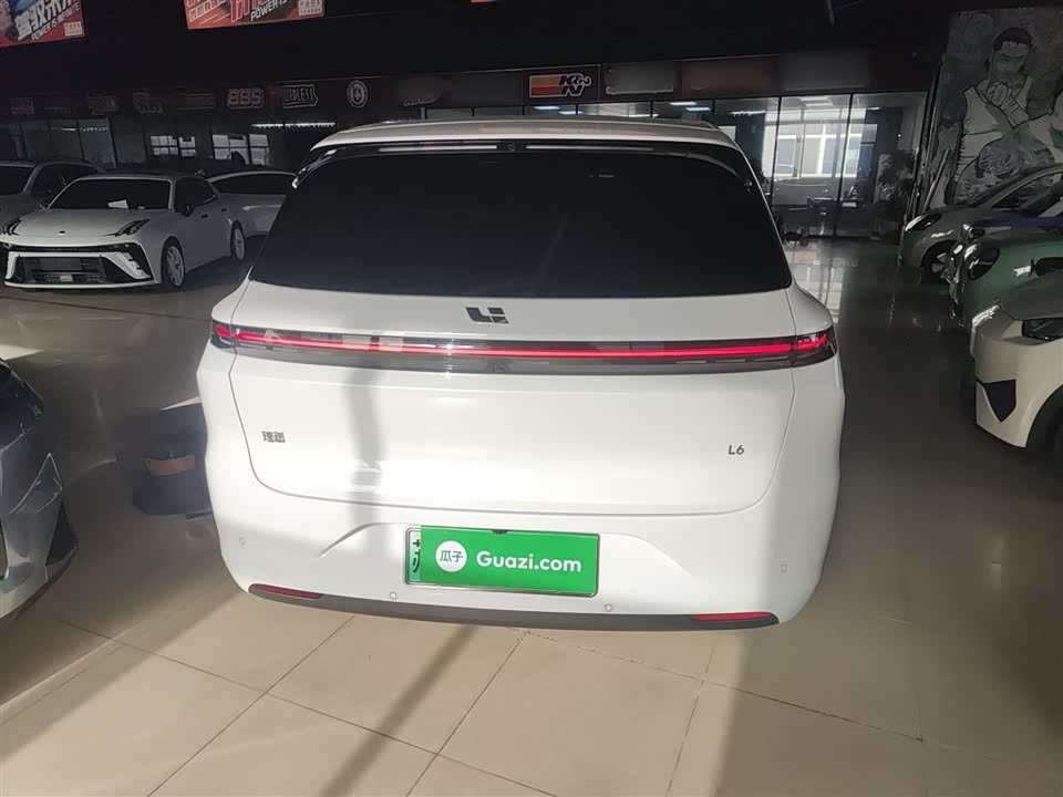 Li Auto Ideal L6