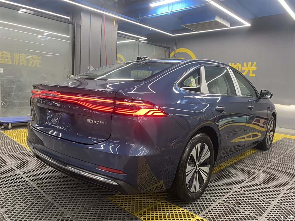 Geely A7, 2026 7