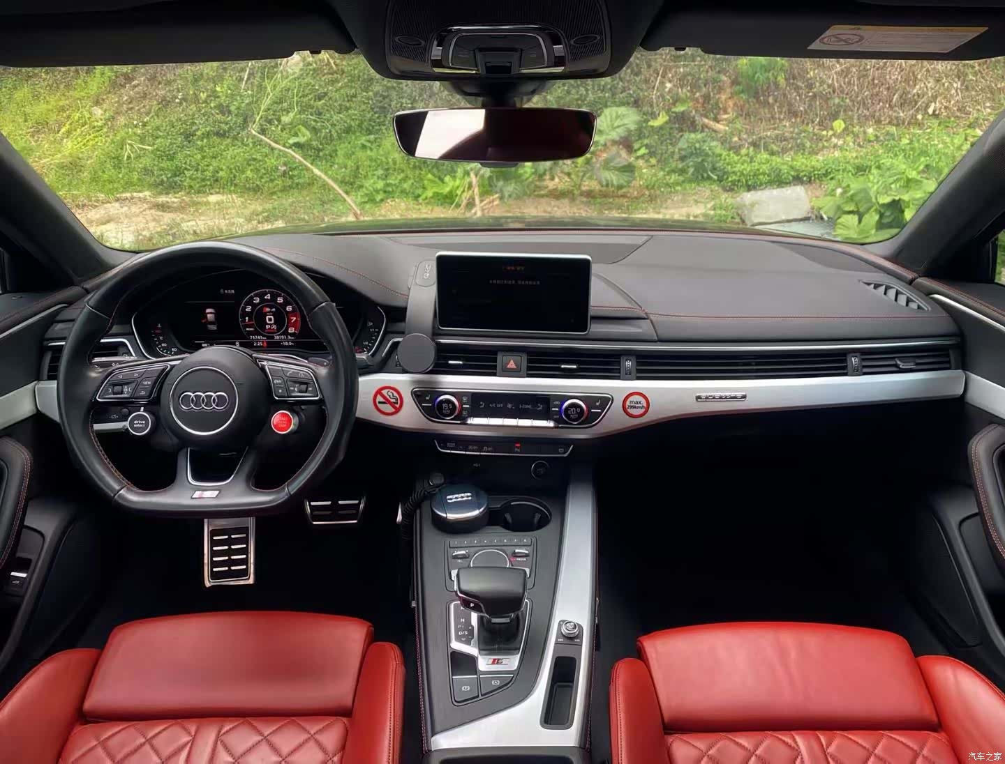 Audi S4, 2019 все фото