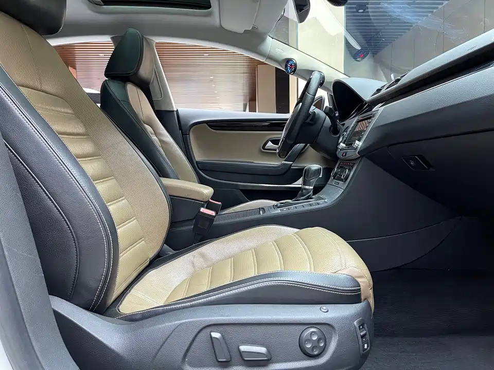 Volkswagen CC