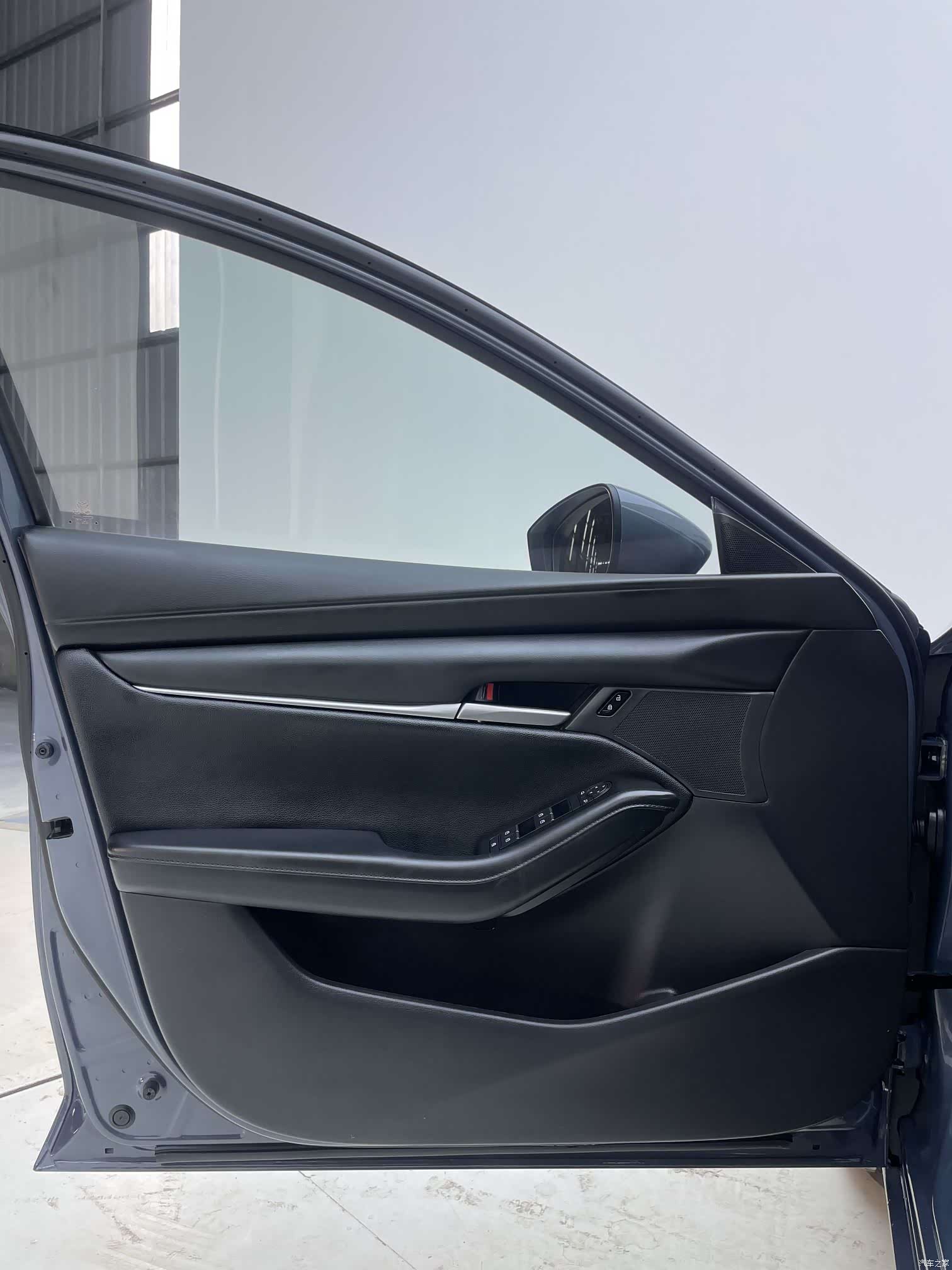 Mazda Mazda3, 2023 16