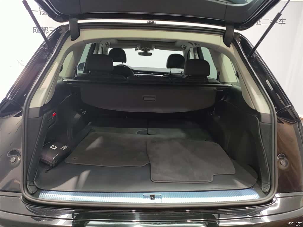 Audi Q7, 2024 9