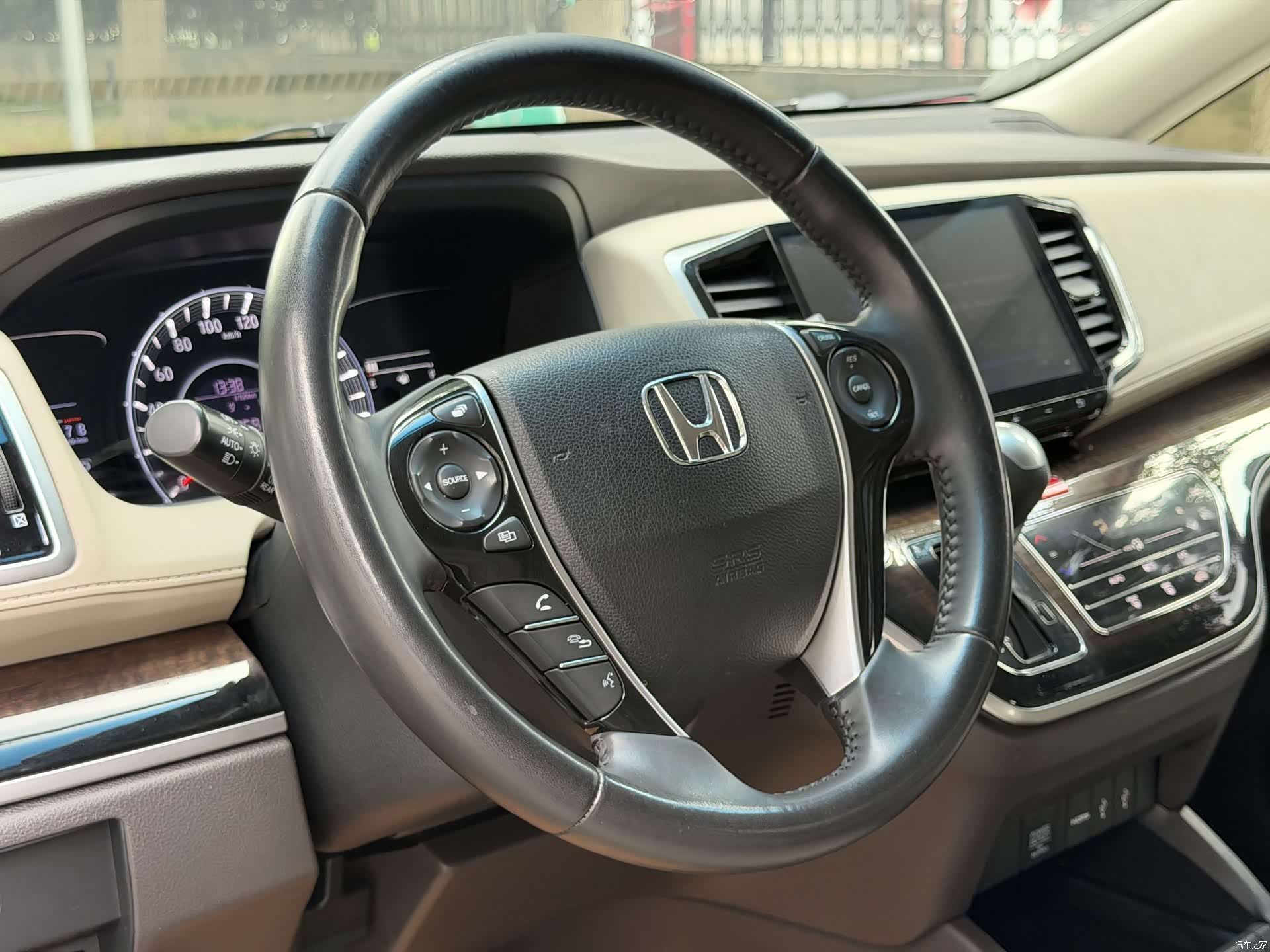 Honda Odyssey, 2016 11