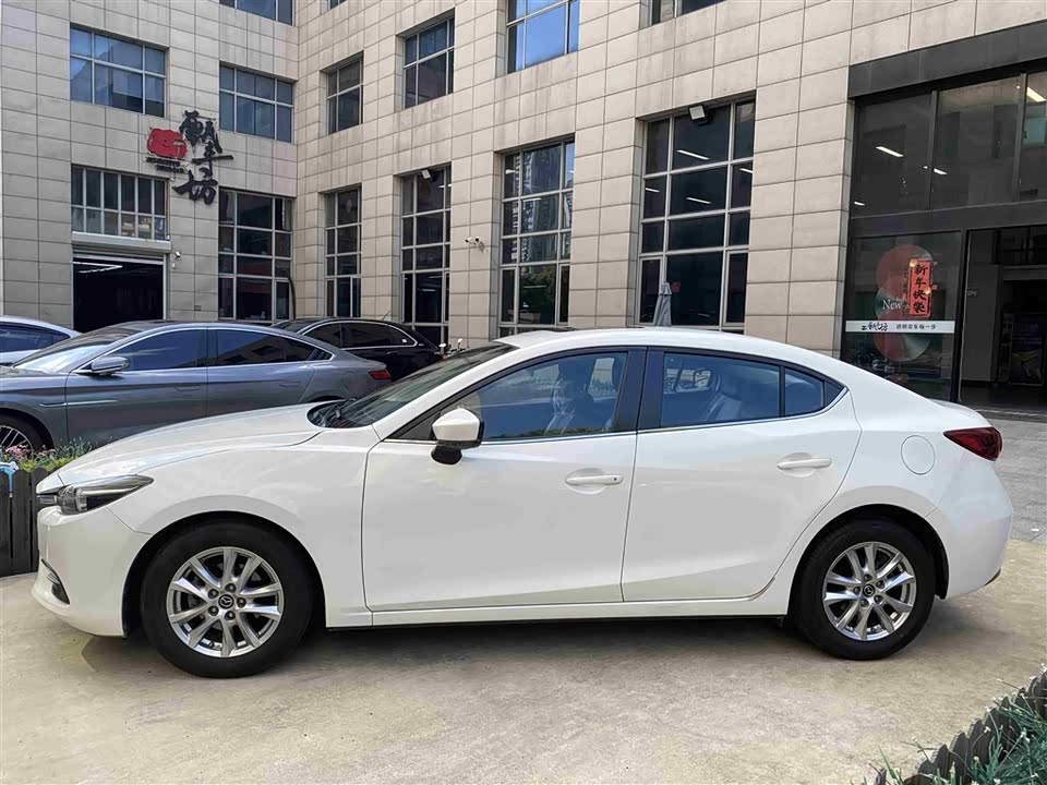 Mazda 3 Angkesaila Mazda 3 Angkesaila