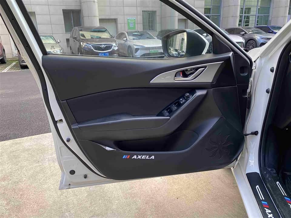 Mazda 3 Angkesaila Mazda 3 Angkesaila