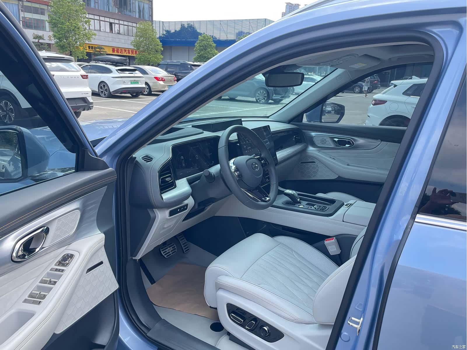 Trumpchi GS8, 2022 8