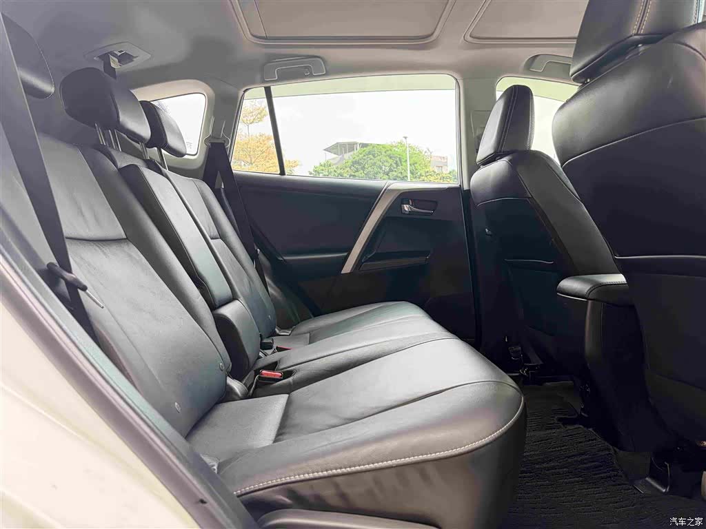 Toyota RAV4, 2016 19