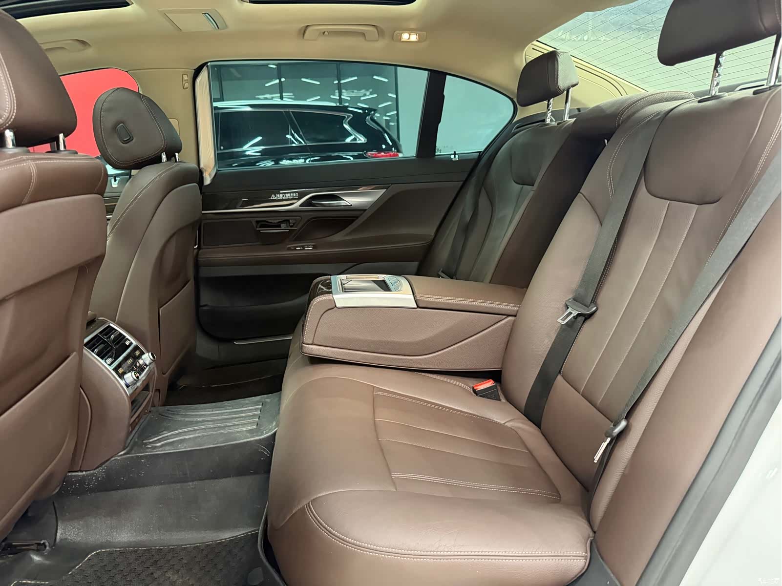 BMW 7 Series, 2016 26