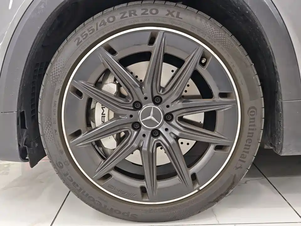 Mercedes-Benz GLB AMG