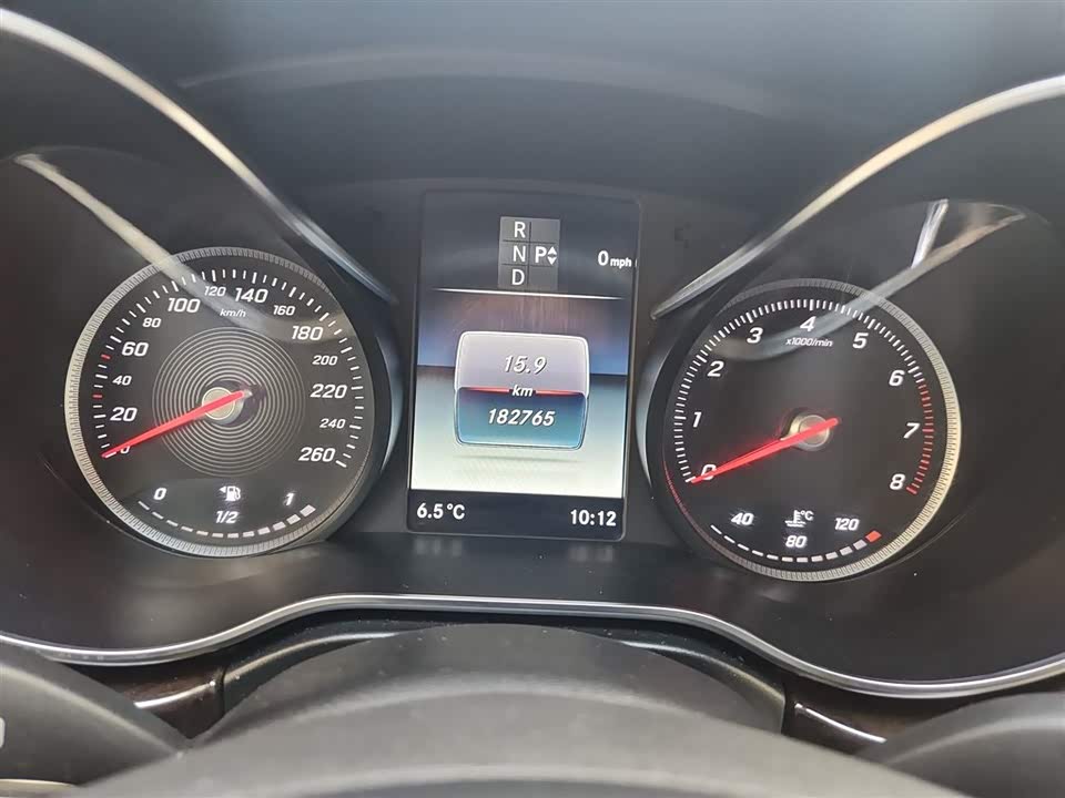 Mercedes-Benz V-class