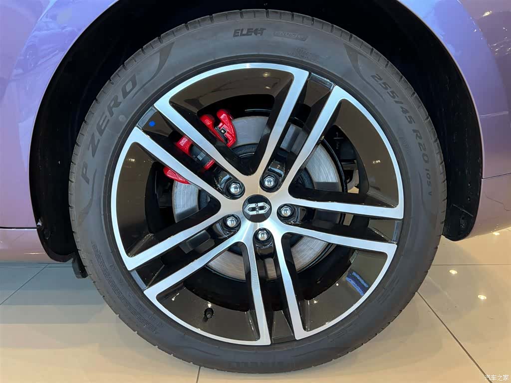 AITO M5, 2025 14