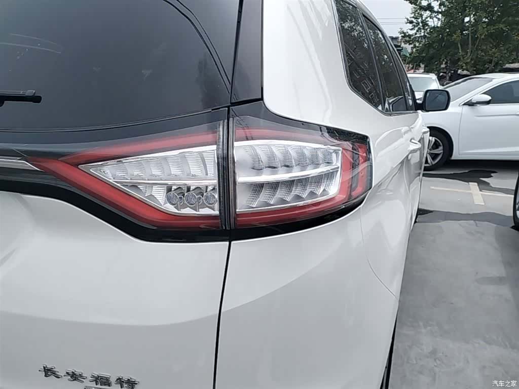 Ford Edge, 2019 8