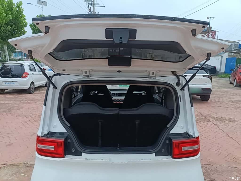 Wuling MINIEV, 2021 19
