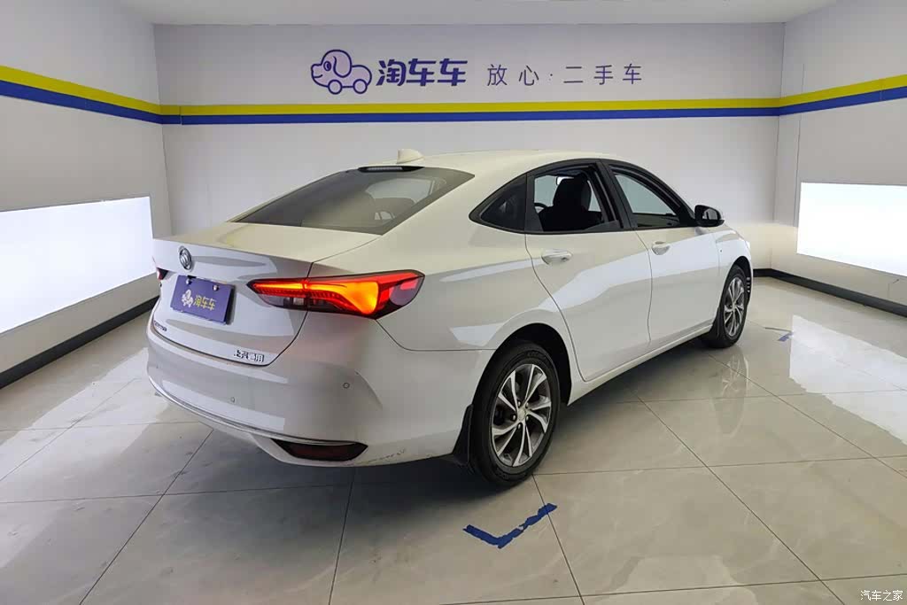 Buick Verano, 2023 3