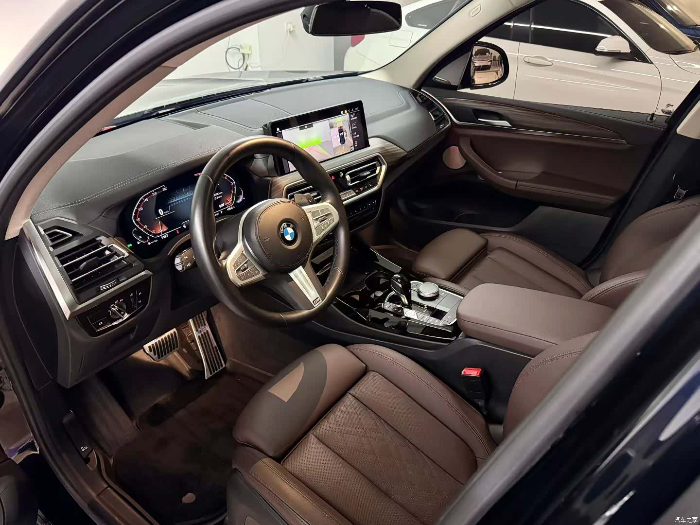 BMW X3, 2023 все фото