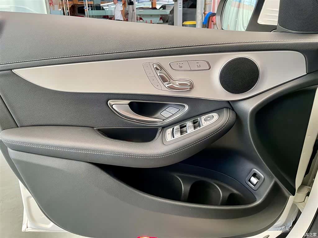 Mercedes-Benz GLC, 2022 19