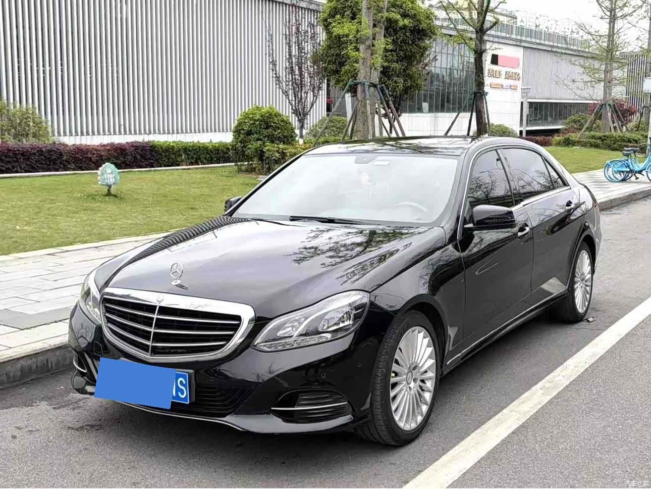 Mercedes-Benz E-Class, 2015 1