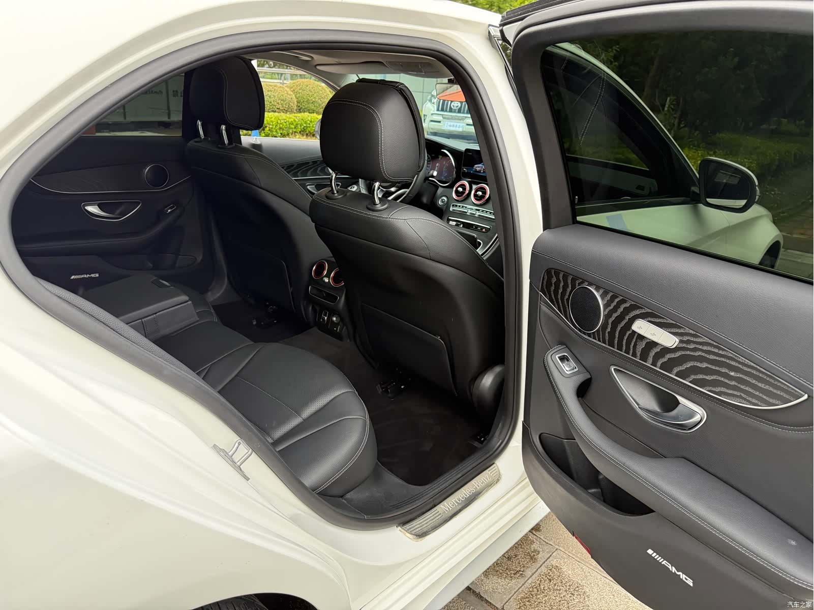 Mercedes-Benz C-Class, 2019 42