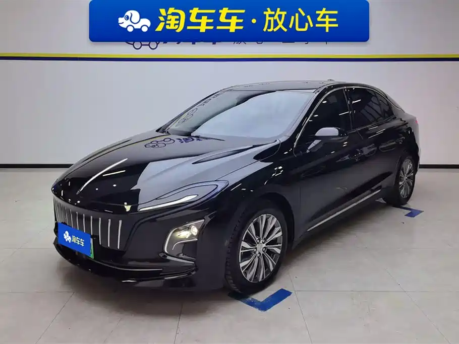 Hongqi E-QM5