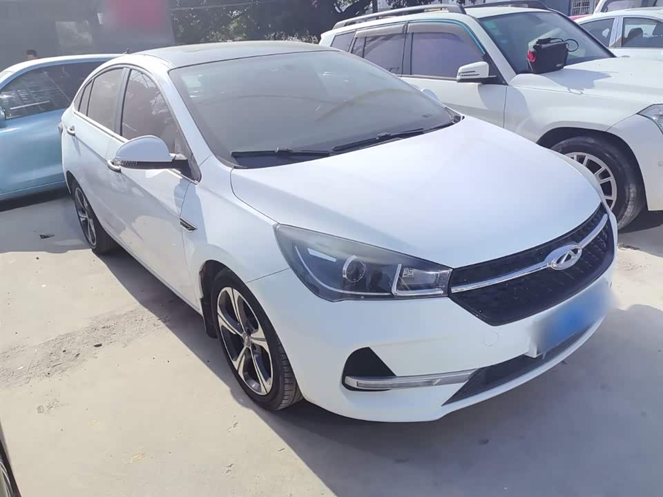 Chery Arrizo 5