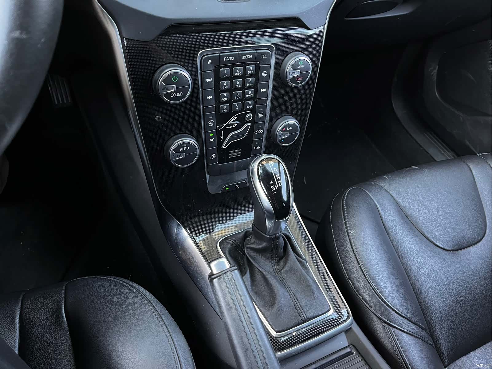 Volvo V40, 2018 10