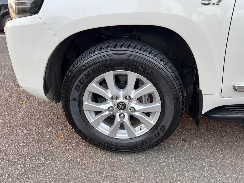 Toyota Land Cruiser Toyota Land Cruiser