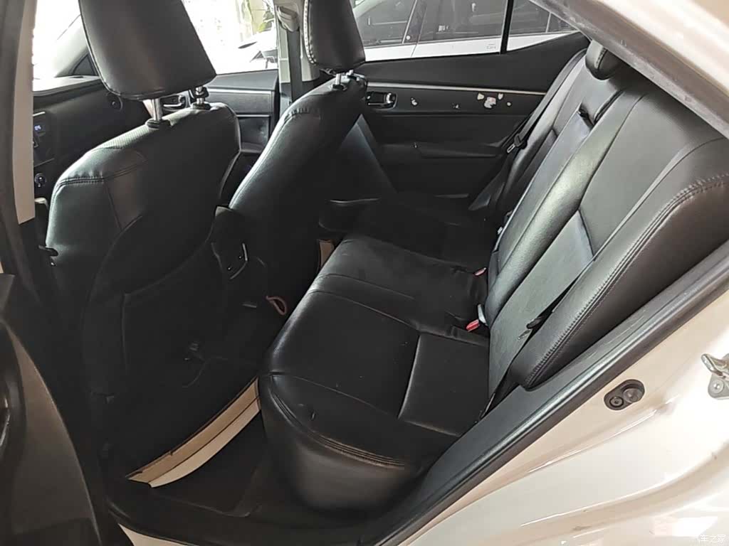 Toyota Corolla, 2018 17