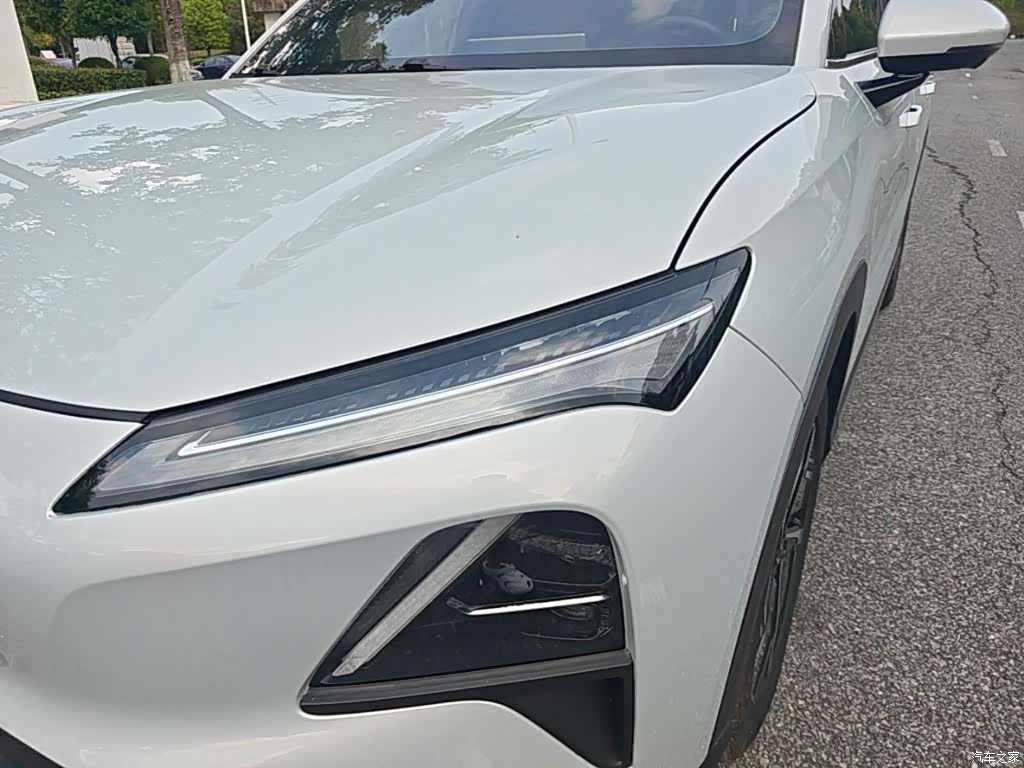 Wuling Starlight, 2025 18