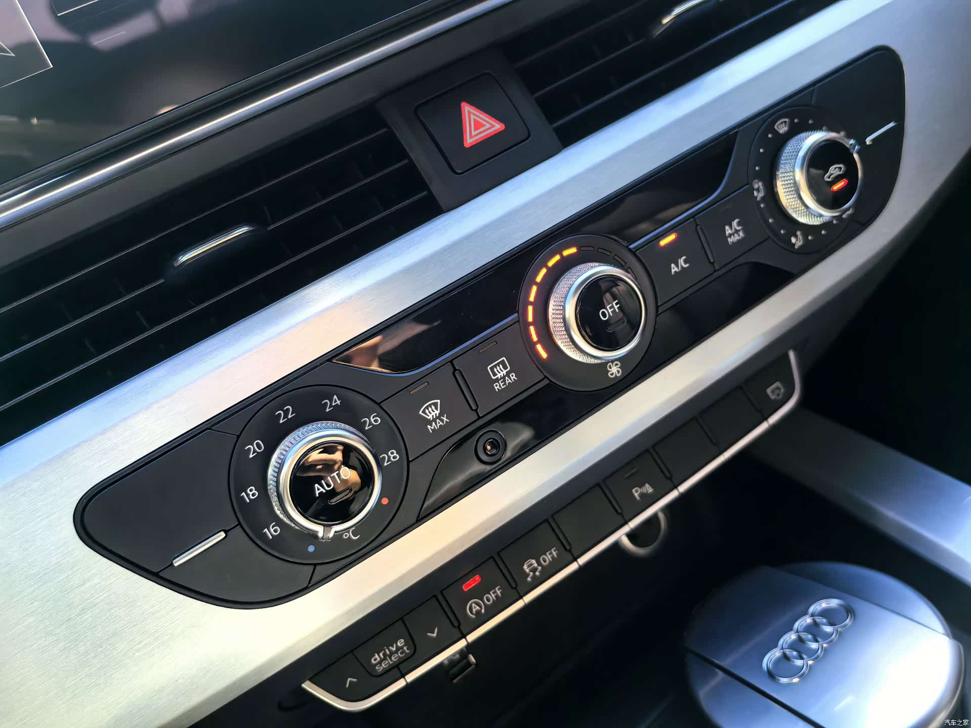 Audi A4L, 2021 13